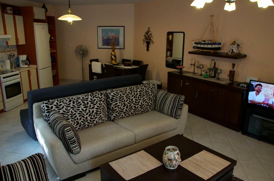 Chanioti Center Apartment Екстер'єр фото